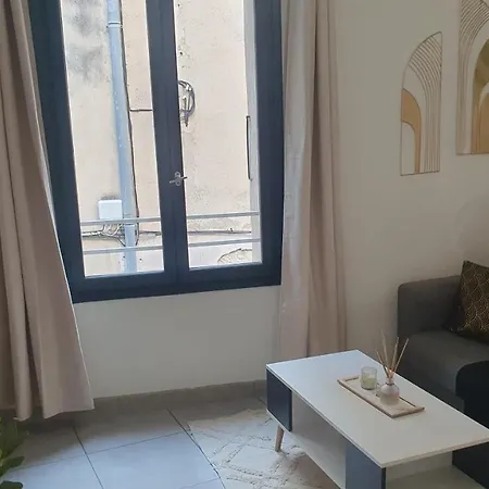 Apartment Cosy Clim Centre