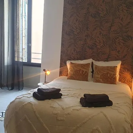 Cosy Clim Centre Apartment *
